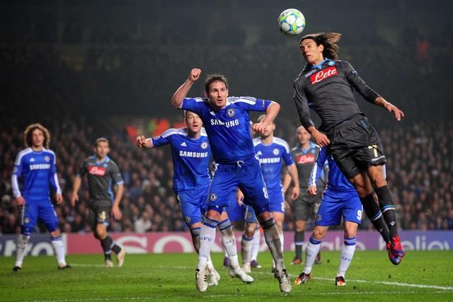 布朗28分绿军险胜狼队5连胜 篮网送国王3连败