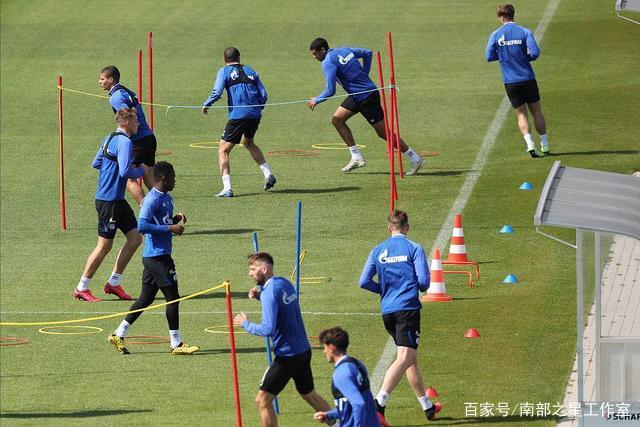 易建联球衣退役广东克广厦 深圳送四川13连败