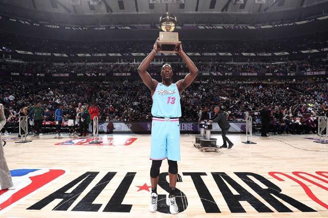 留住核心！陈盈骏3年顶薪合同续约广州队