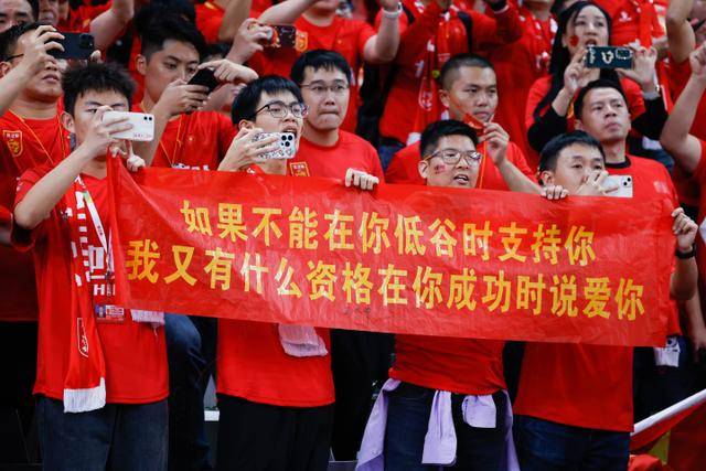 约基奇26+13掘金负森林狼 雷霆胜开拓者5连胜